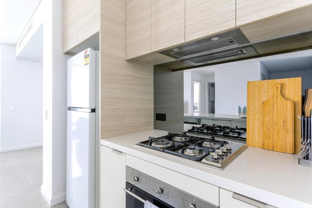Absolute Oceanview Beachfront 2br *
